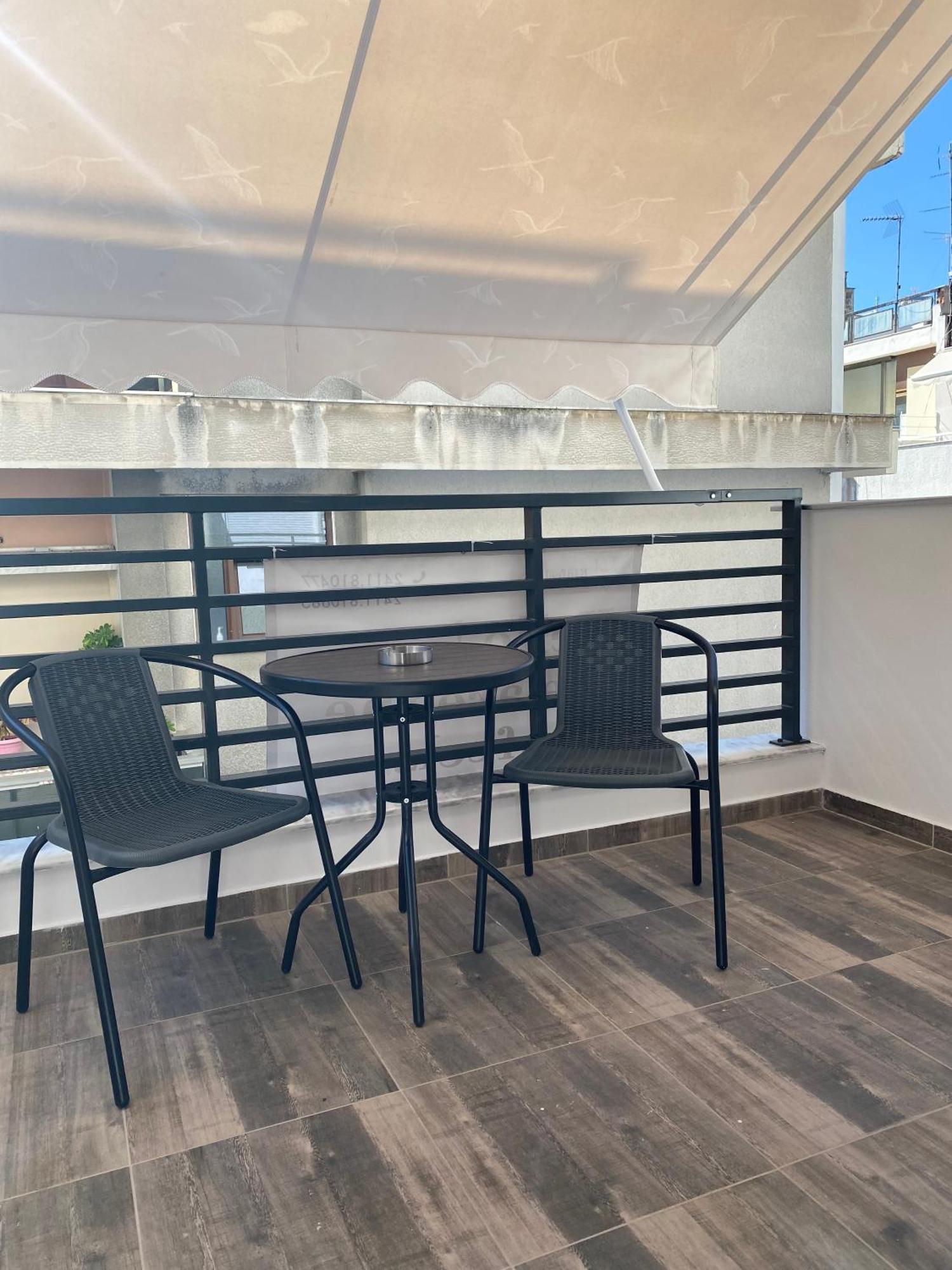 Kinfeels' Apt Larissa Exterior foto